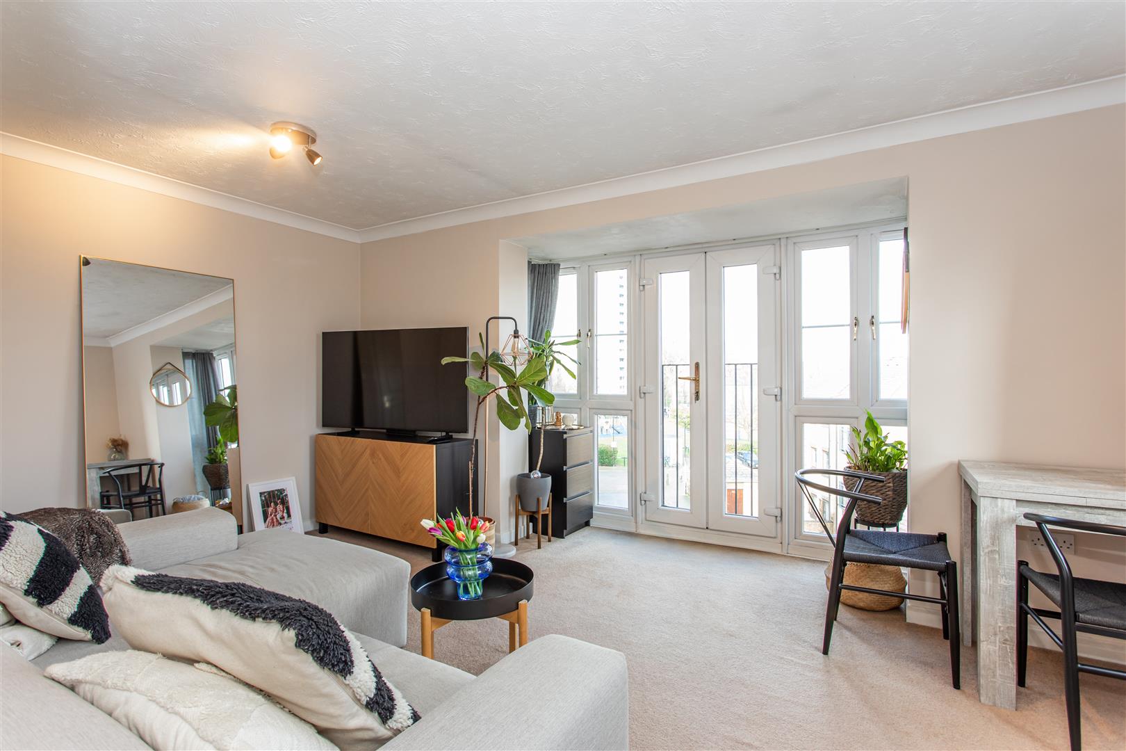 2 bed property in Ireton Street, Bow